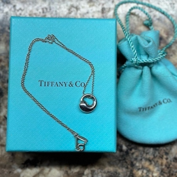 Authentic  Tiffany & Co. Elsa Peretti® Eternal Circle Necklace - Picture 1 of 4